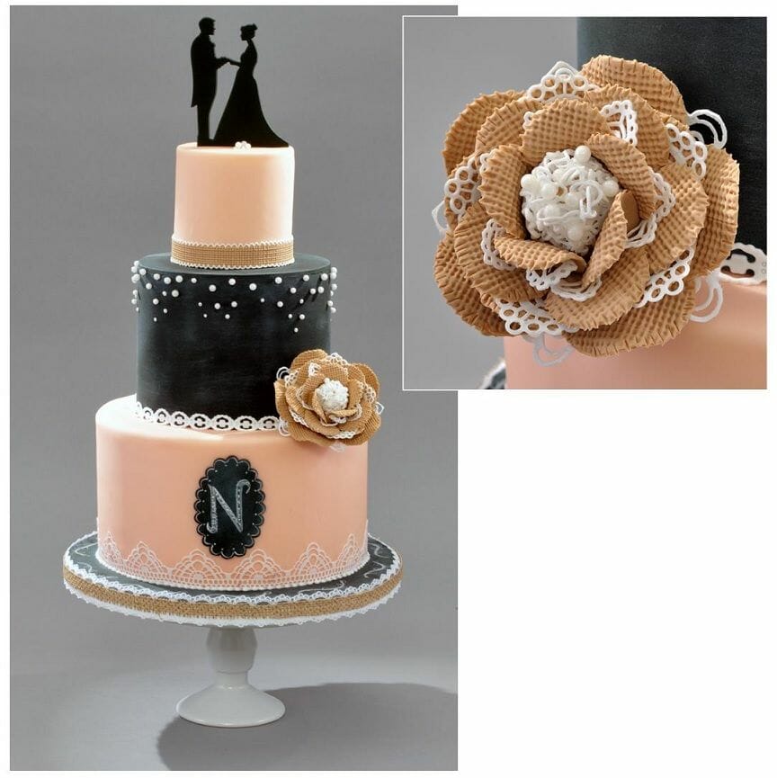Lace_Wedding_Cake_2.jpg